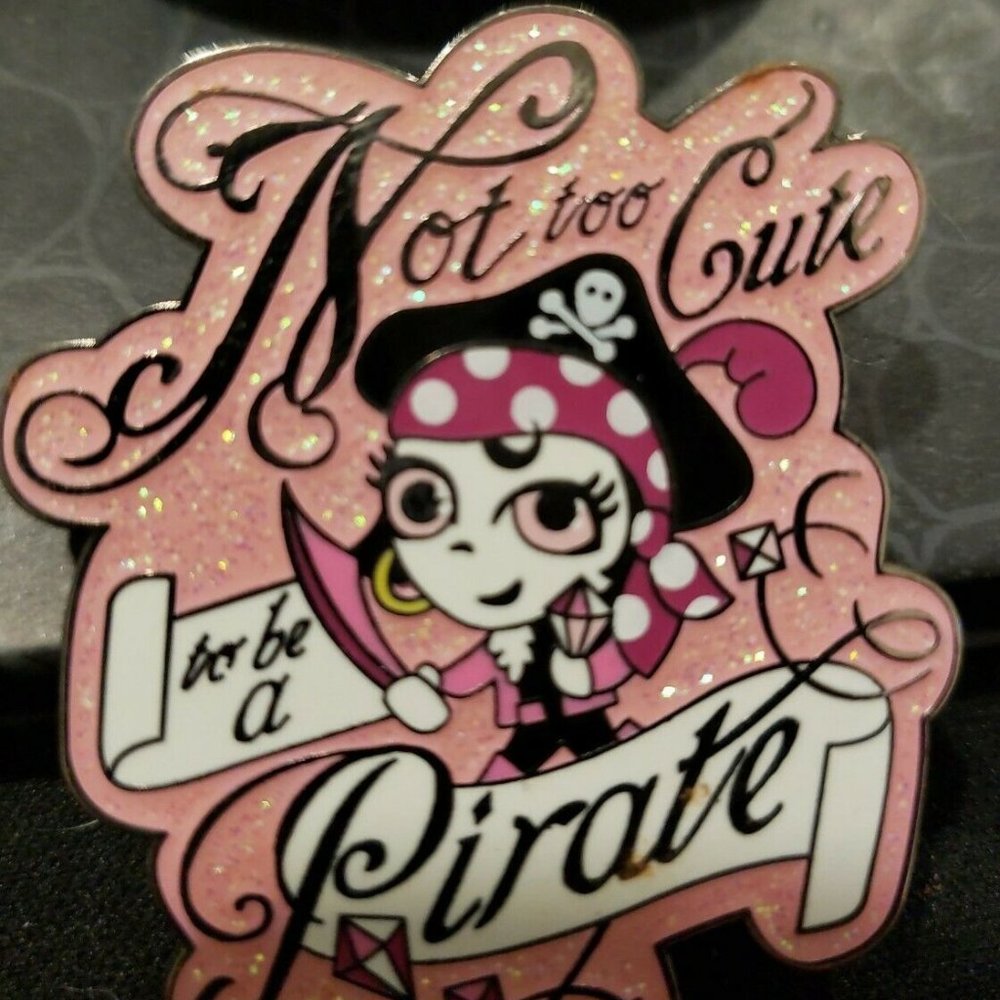 Disney Pin 00010 Not Too Cute To Be A Pirate Pink Sparkle Glitter
